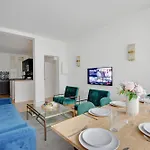 Exclusive Apartment - Heart Of Paris